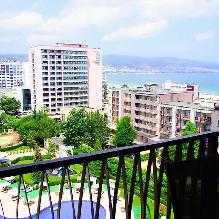 роял барсело - Royal Sea View Sunny Apartment Sunny Beach